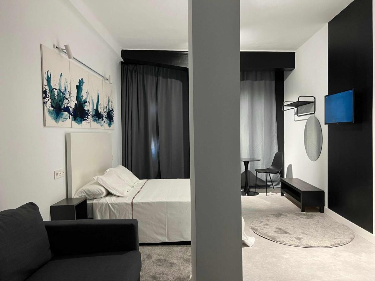 Estepa Modern & Luxury มาลากา ภายนอก รูปภาพ